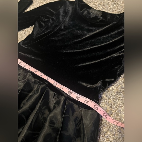 Vintage 90s Black Velvet and Silk Whimsigoth Ball Gown - Picture 4 of 10